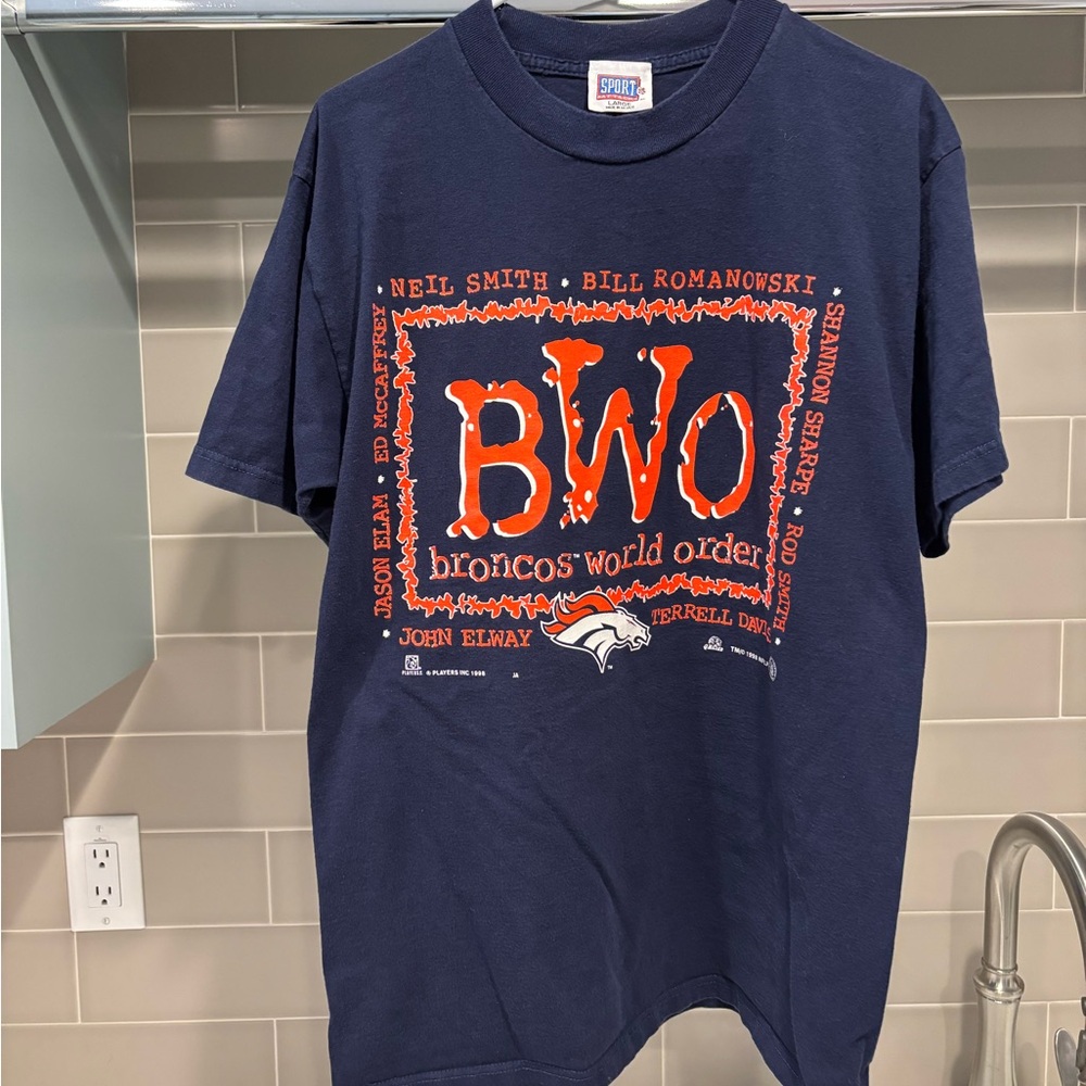 Vintage 1998 BWO Broncos World Order Sport Attack Tee Size L